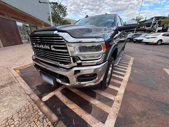 RAM 3500 6.7 I6 TURBO DIESEL LARAMIE CD 4X4 AUTOMÁTICO RAM 3500 6.7 I6 TURBO DIESEL LARAMIE CD 4X4 AUTOMÁTICO